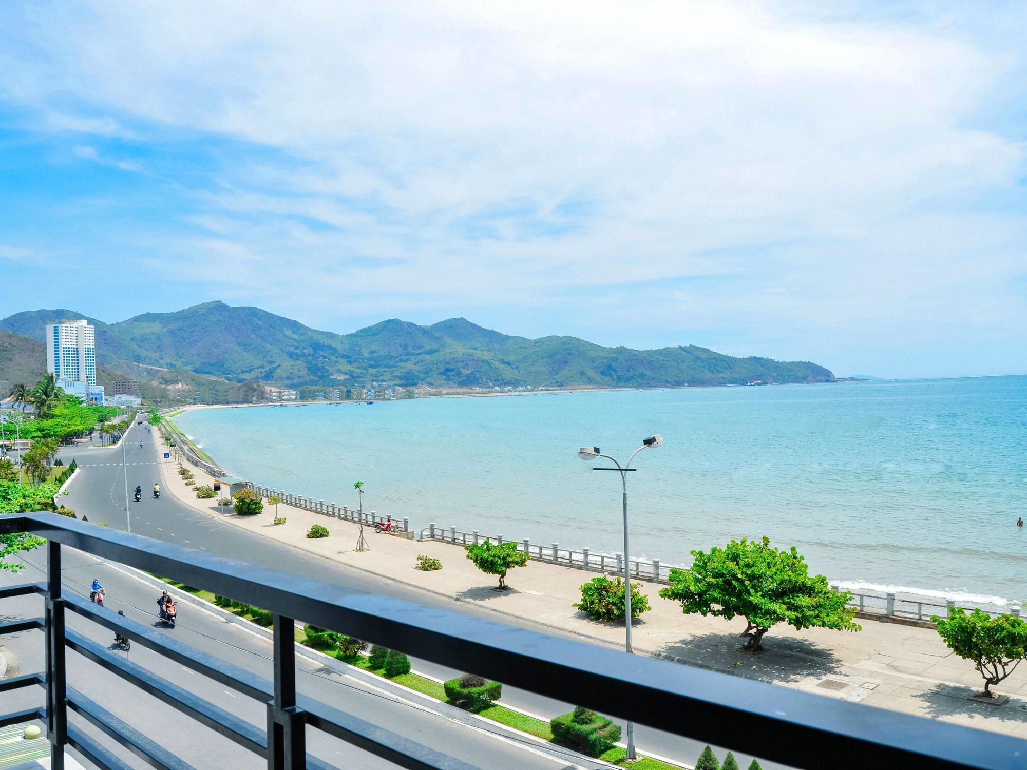 Thien Thanh Hotel - E Dragon 芽庄 外观 照片