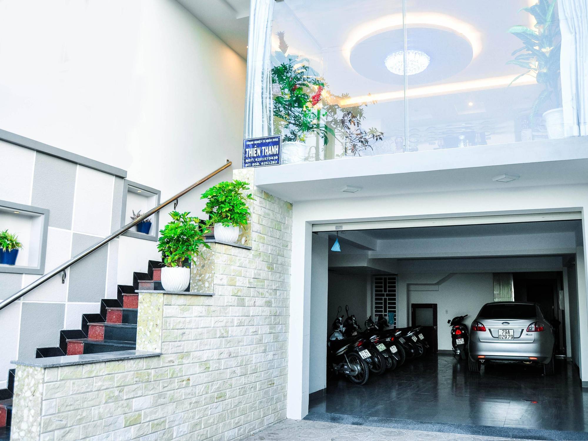 Thien Thanh Hotel - E Dragon 芽庄 外观 照片